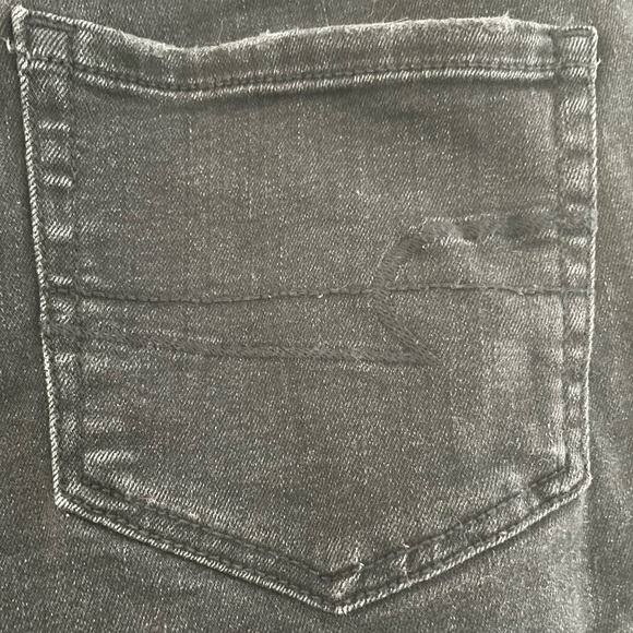 American eagle black denim shorts - Picture 4 of 8